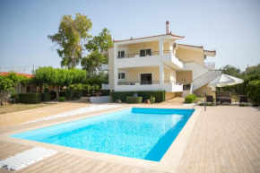  Sea Side Villa  Киато